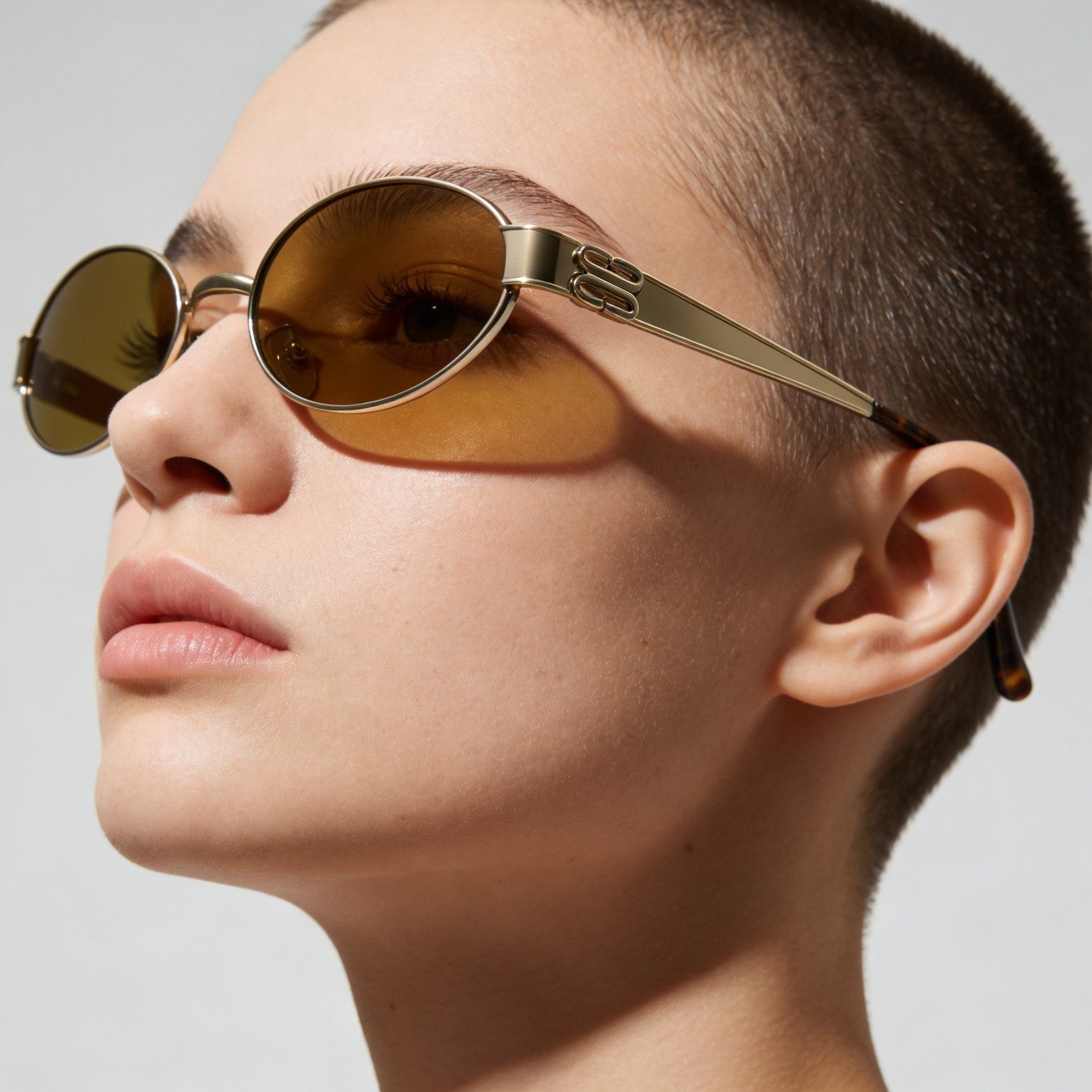 老钱风女款复古韩系墨镜女高级感防晒紫外线开车椭圆形太阳眼镜男