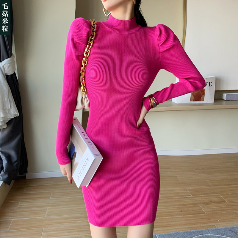 泡泡袖半高领针织连衣裙