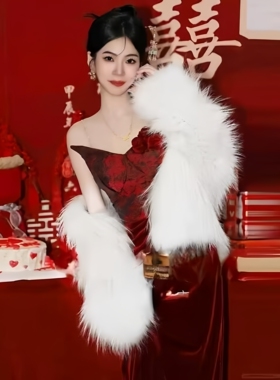 新娘仿皮草毛披肩敬酒服外搭2025新款冬季加厚保暖外套订婚礼服女