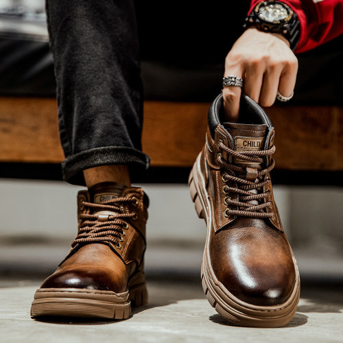 中帮马丁靴男2025新款英伦风户外大黄靴加绒保暖工装靴潮男士棉靴