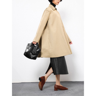 风衣女 棉质尖翻领单排扣社交通勤英伦A字廓形中长款 KAKA 米兰秀款