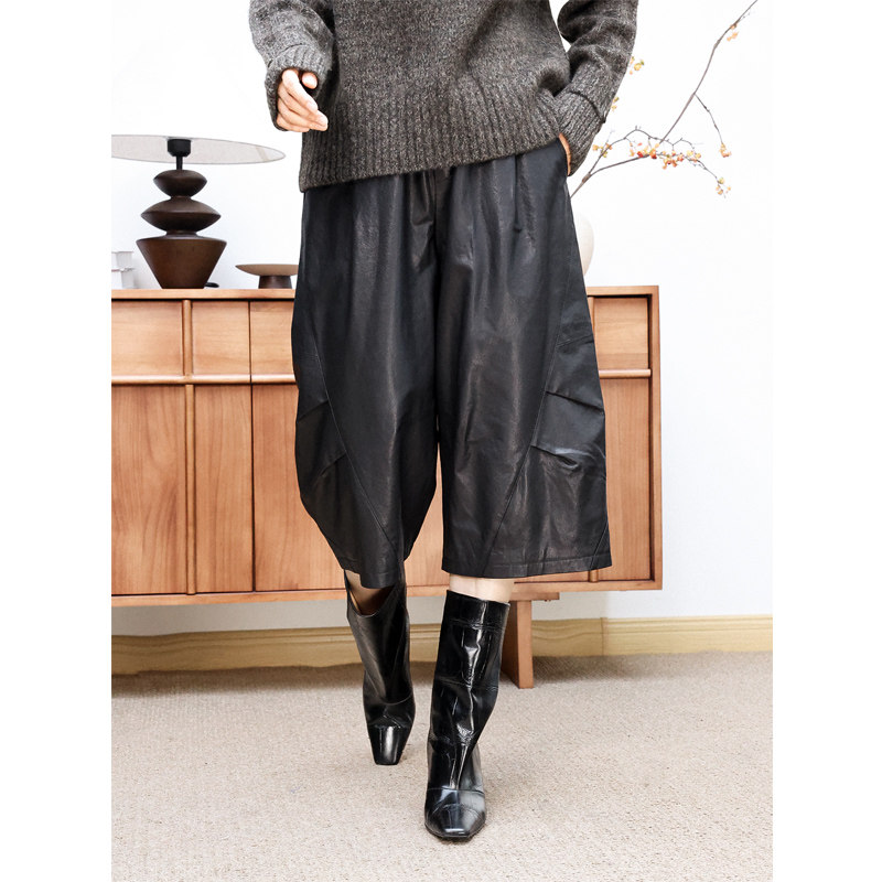 KAKA巴黎秀款高定绵羊皮磨砂牛皮立体剪裁复古时髦八分直筒皮裤女,女装/女士精品,皮裤,淘宝优惠券,粉丝福利购,淘宝优惠卷