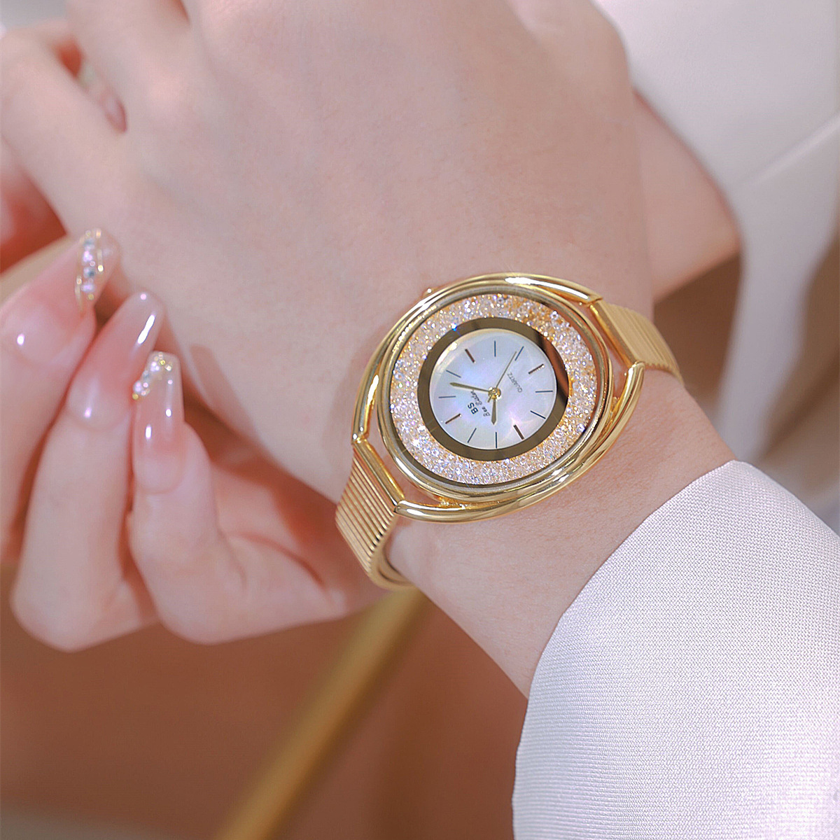 BS品牌手表厂家直销时尚高级感潮流小众时来运转流沙轻奢FA1526B