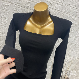 T恤 2020秋冬修身 清冷之美 加绒黑色一字领上衣复古温柔风女打底衫