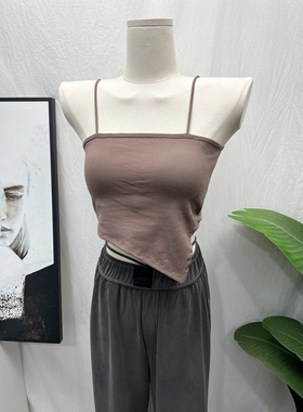 hen高级~内穿外搭都可胸垫一体修身吊带背心不规则女人味上衣打底