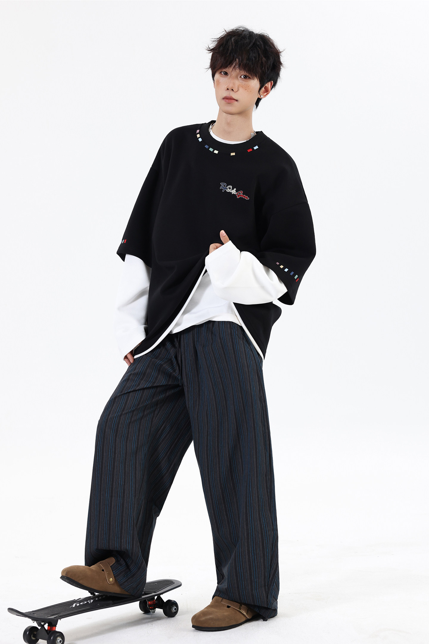 趋势2025秋装新款大码宽松假两件卫衣外套JK106P68控98,女装短外套,电商A031