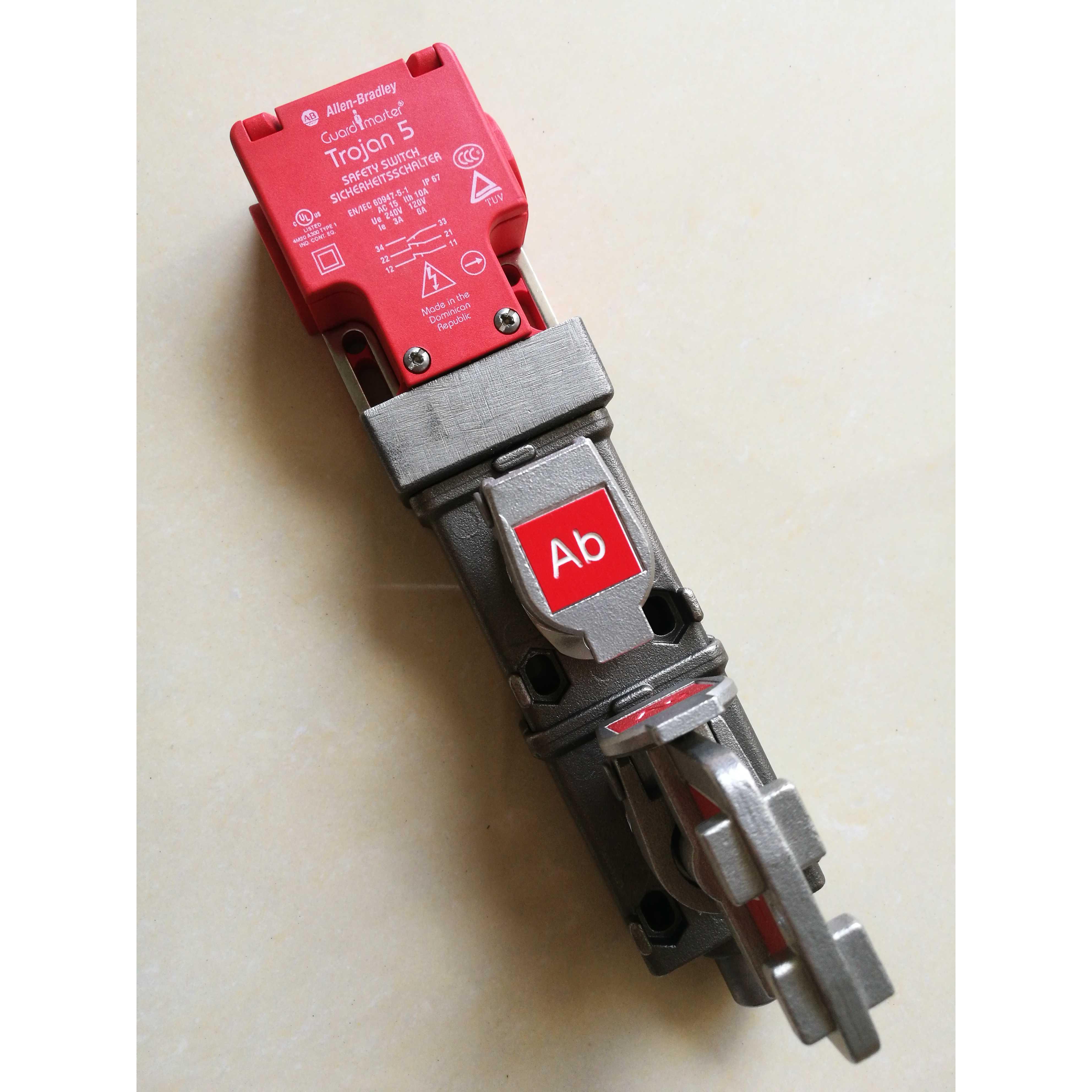 询价AB开关 440T-MDBSE14ABAC 现货议价