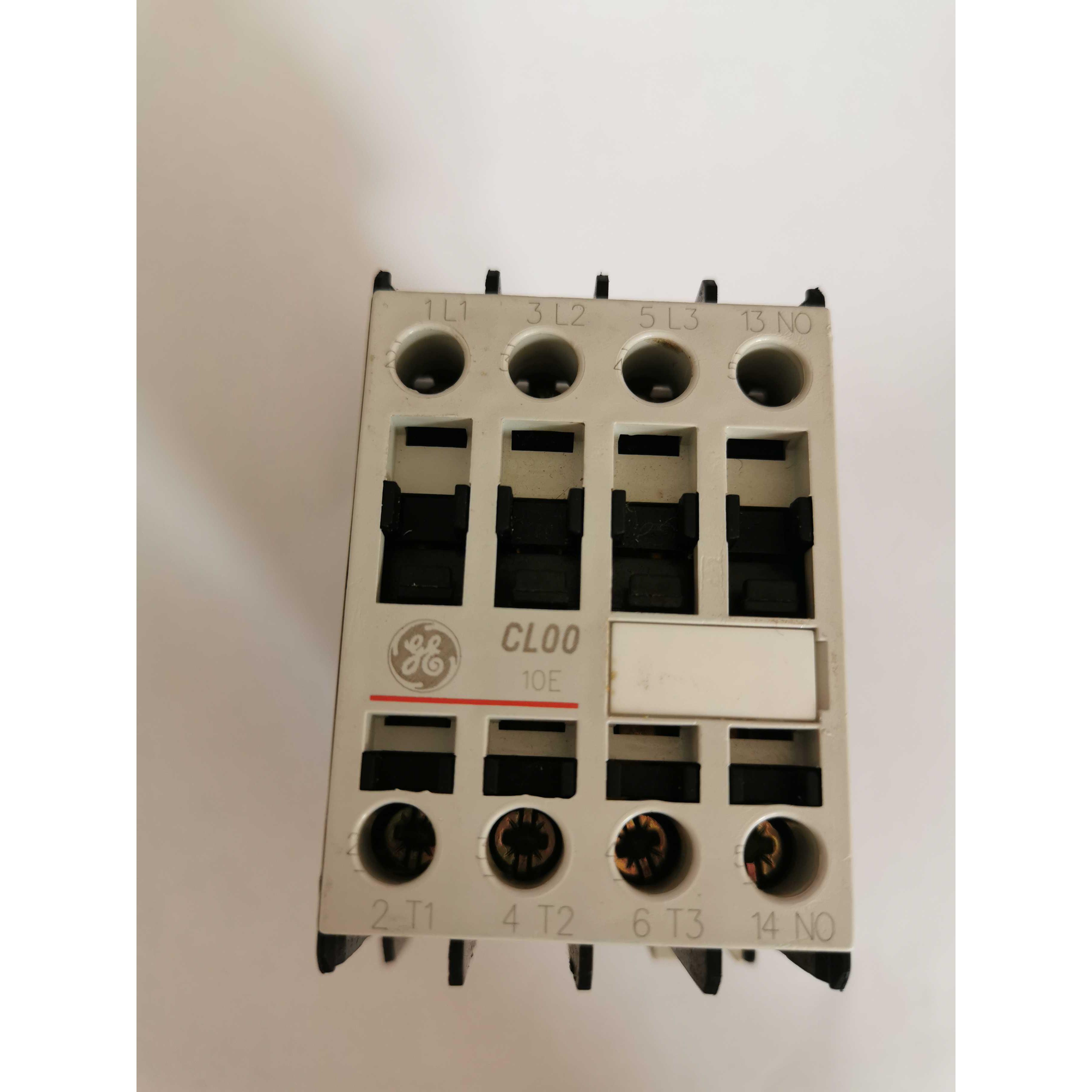 询价GE直流接触器 CL00D310T DC24V DC110V 现货议价