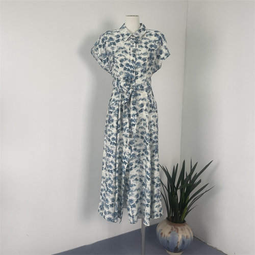 夏季魅力蓝花色休闲大码连衣裙