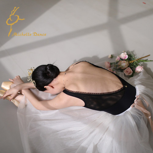 MichelleDance 赫本风格低背高叉舒适芭蕾连体服2025