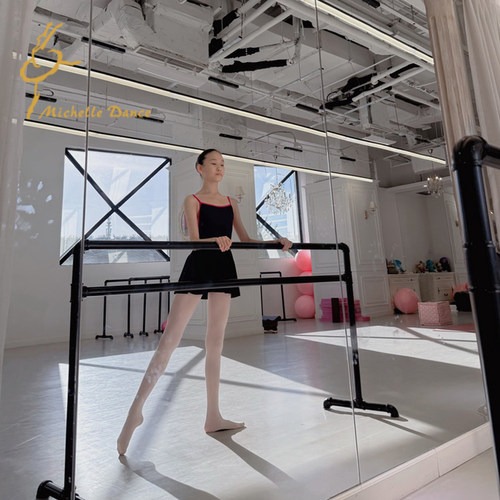 Michelle Dance进口氨纶 前开叉斜边超美短裙 显腿长!