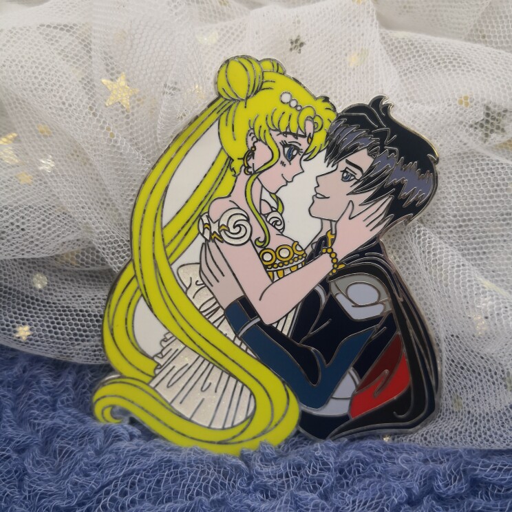 美少女战士周边月野兔地地场卫金属徽章