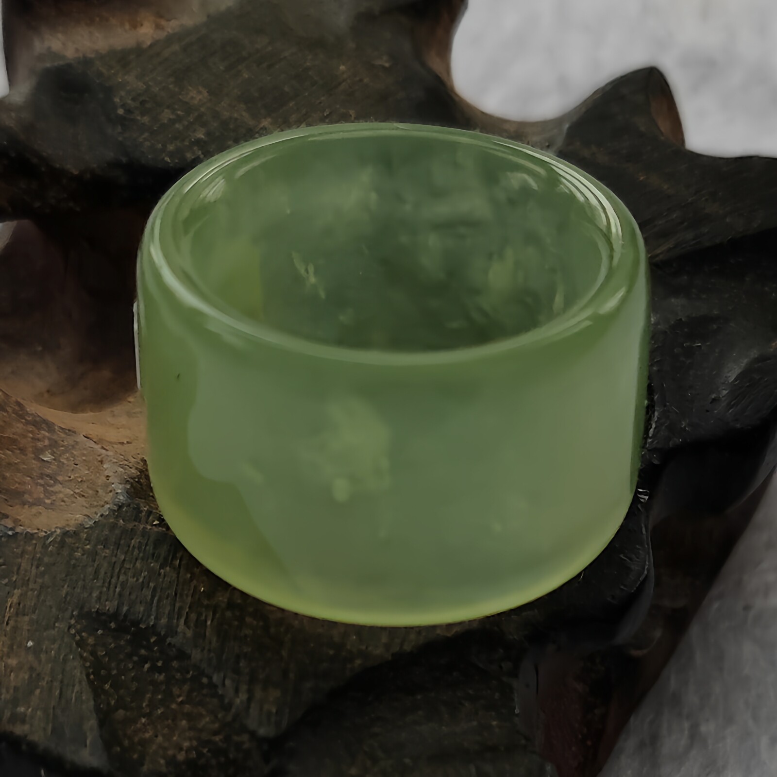 天然珠宝玉石高档岫玉扳指戒指指环文玩手饰窄薄绿润透精致约19mm