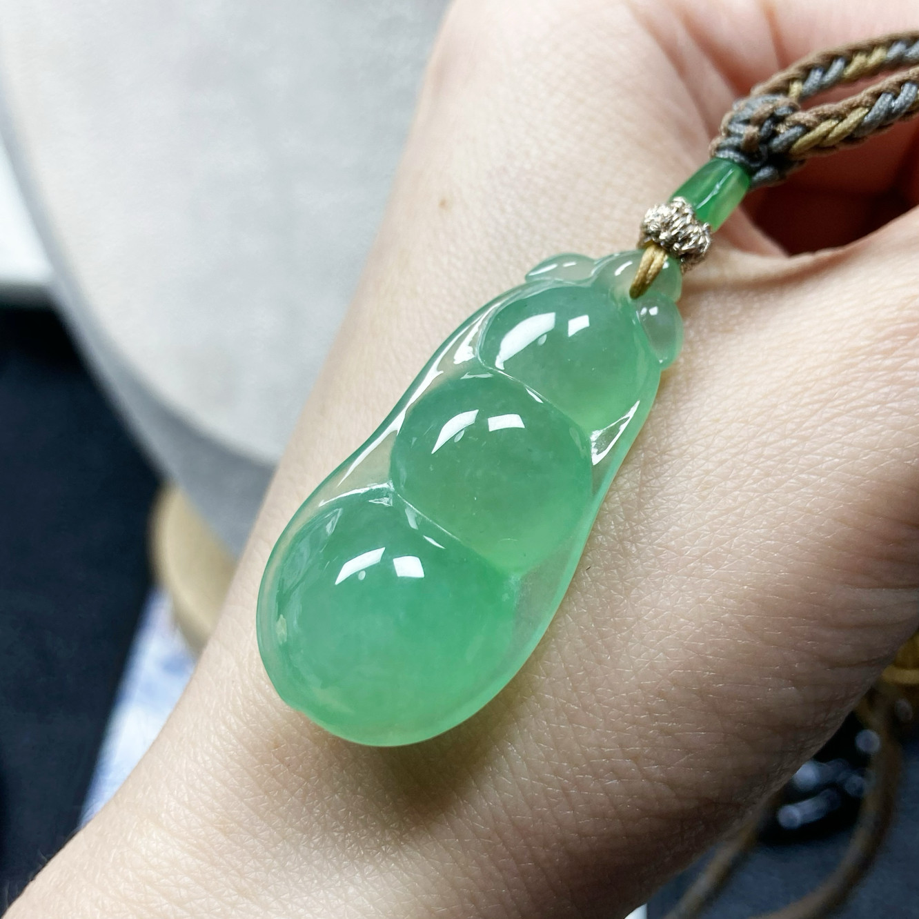 0434号天然缅甸翡翠a货高冰种甜阳绿平安四季大冰豆子一图一物