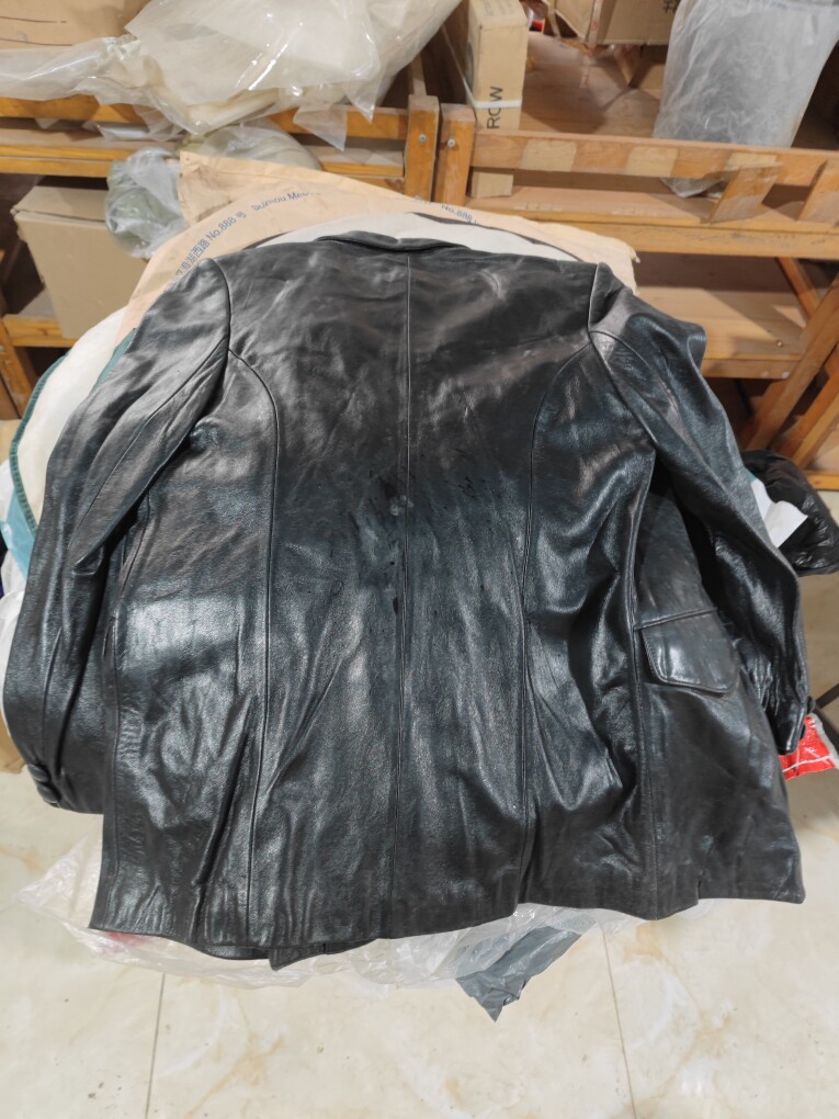 库存全新乔治奥品牌纯山羊皮女士皮衣