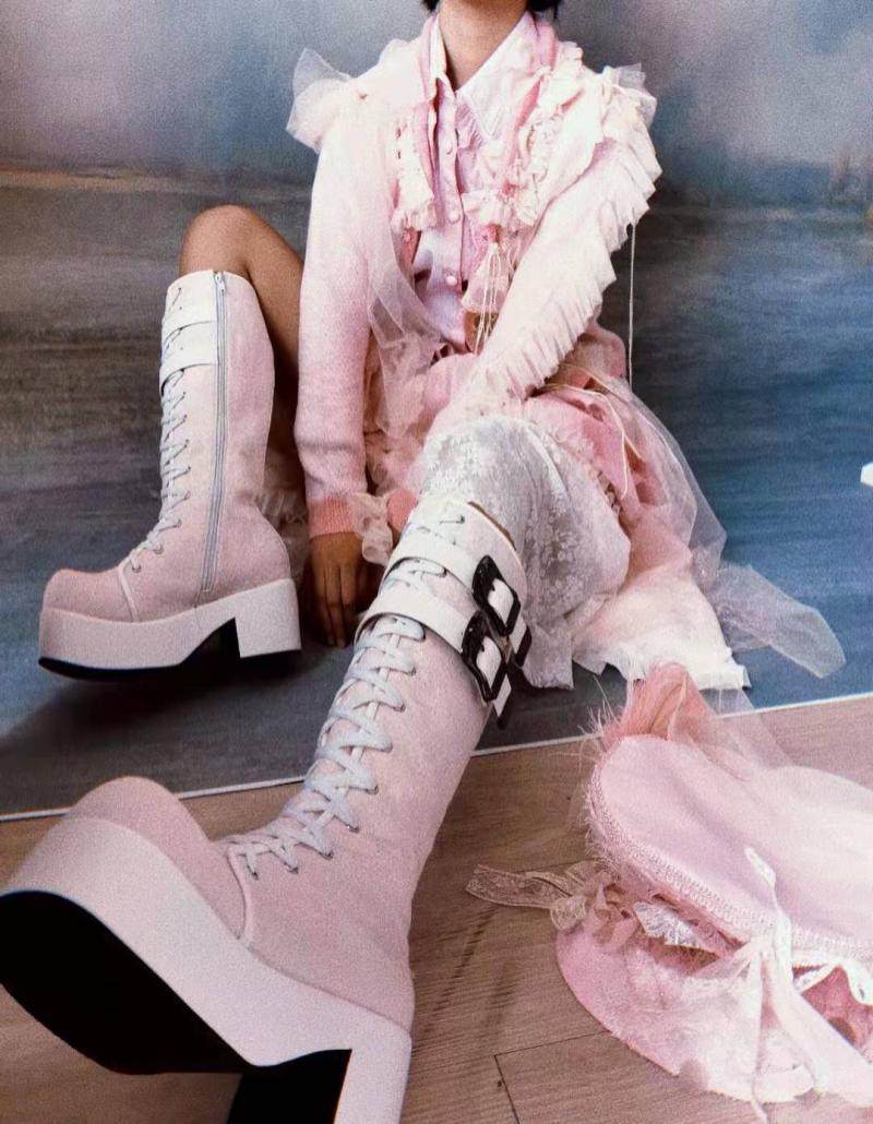 2021新款来图定制粗跟粉萌马丁靴设计款长筒靴圆头厚底显瘦大码