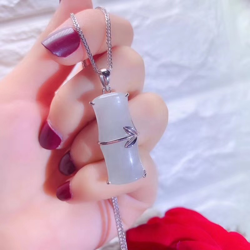银镶翡翠竹节吊坠女925银镶玉天然A货竹子挂件项链锁骨链节日礼物