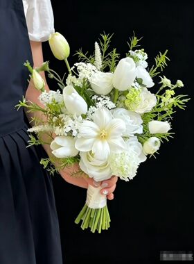 ins小清新领证结婚摆拍婚纱照道具户外韩式美学街拍仿真手捧花束