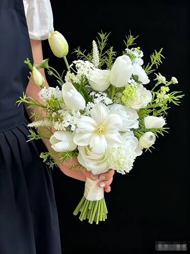 ins小清新领证结婚摆拍婚纱照道具户外韩式美学街拍仿真手捧花束
