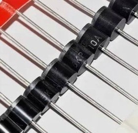 TVS管 瞬态抑制二极管 5KP40A 5KP40CA 5000W 40V