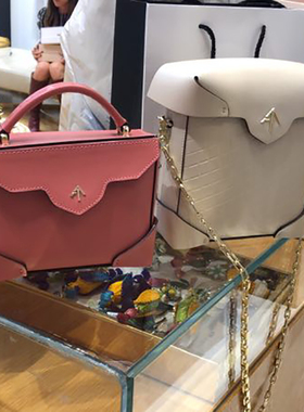 MANU ATELIER土耳其箭头包单肩包斜挎手提包IT包包女粉红色箱盒包