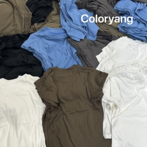 Coloryang简约纯色短袖T恤女圆领修身弹力休闲风多色气质上衣体恤