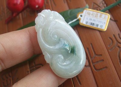 如意a货吊坠缅甸玉