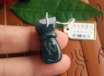 天然a货招财吊坠缅甸玉