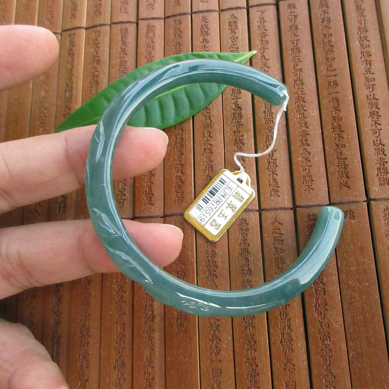 天然A货翡翠玉蓝水危料细条玉镯