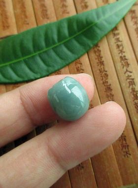 保真浅蓝色路路通小吊坠蓝水危料A货顶珠天然翡翠玉21727大孔珠