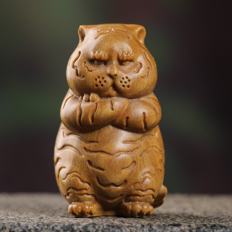 绿檀木生肖虎小老虎文玩手把件檀香木可爱萌爆发虎实木雕摆件送礼