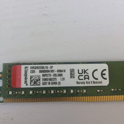金士顿KVR32N22D8L16台式机内存16G DDR4 3200MHZ