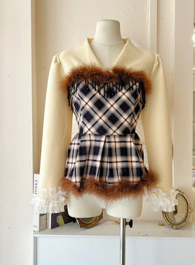 LHTE青青大码女装气质减龄V领拼接毛毛格纹收腰厚款打底上衣C5384