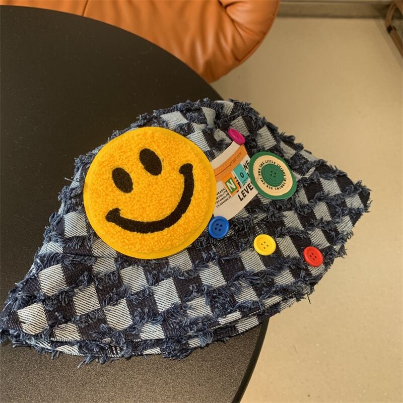 古德家笑脸格子蓝色牛仔渔夫帽贴布潮纽扣毛边破洞盆帽ins遮脸帽