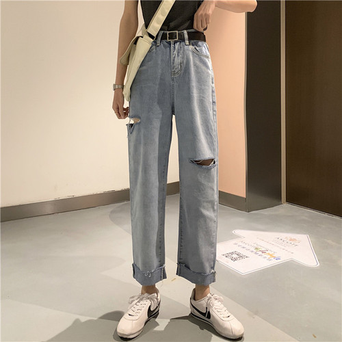 Real photo, real price, loose cut jeans, straight pants, female