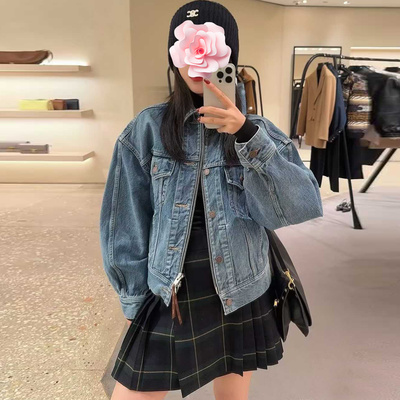 拉链纽扣前襟褶皱衣摆牛仔外套