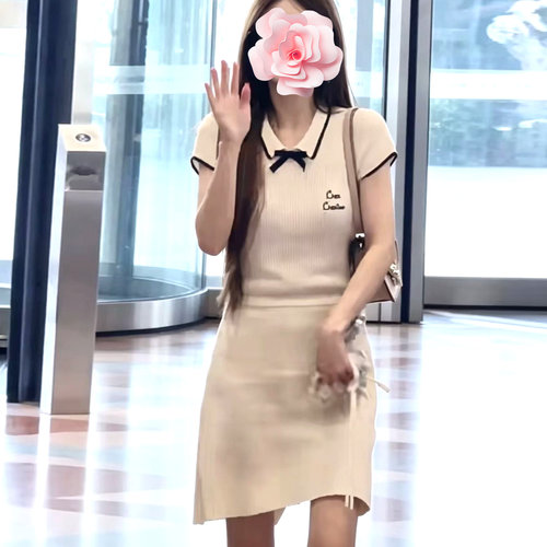 蝴蝶结小翻领收腰A摆针织连衣裙