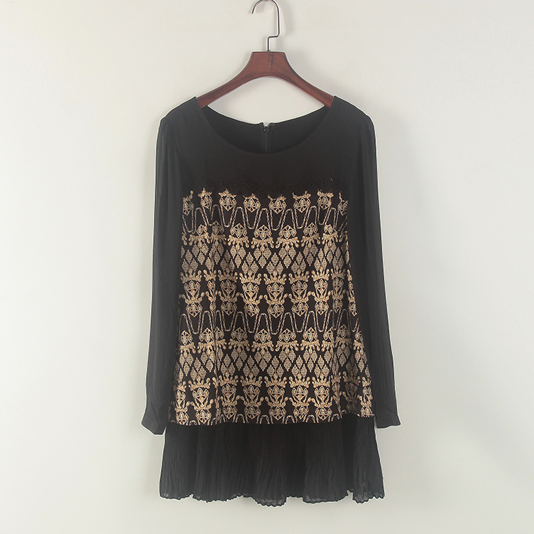 新品女装折扣韩版时尚圆领连衣裙