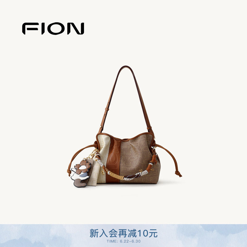 FION水桶包流浪包慵懒感