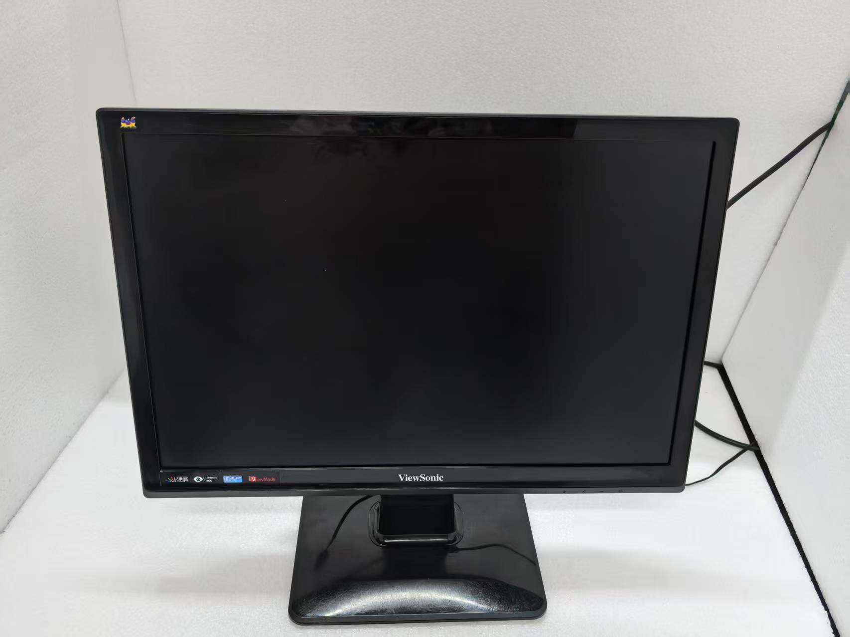 优派 VX2039-SA  20寸ips屏，16.10黄金比例，