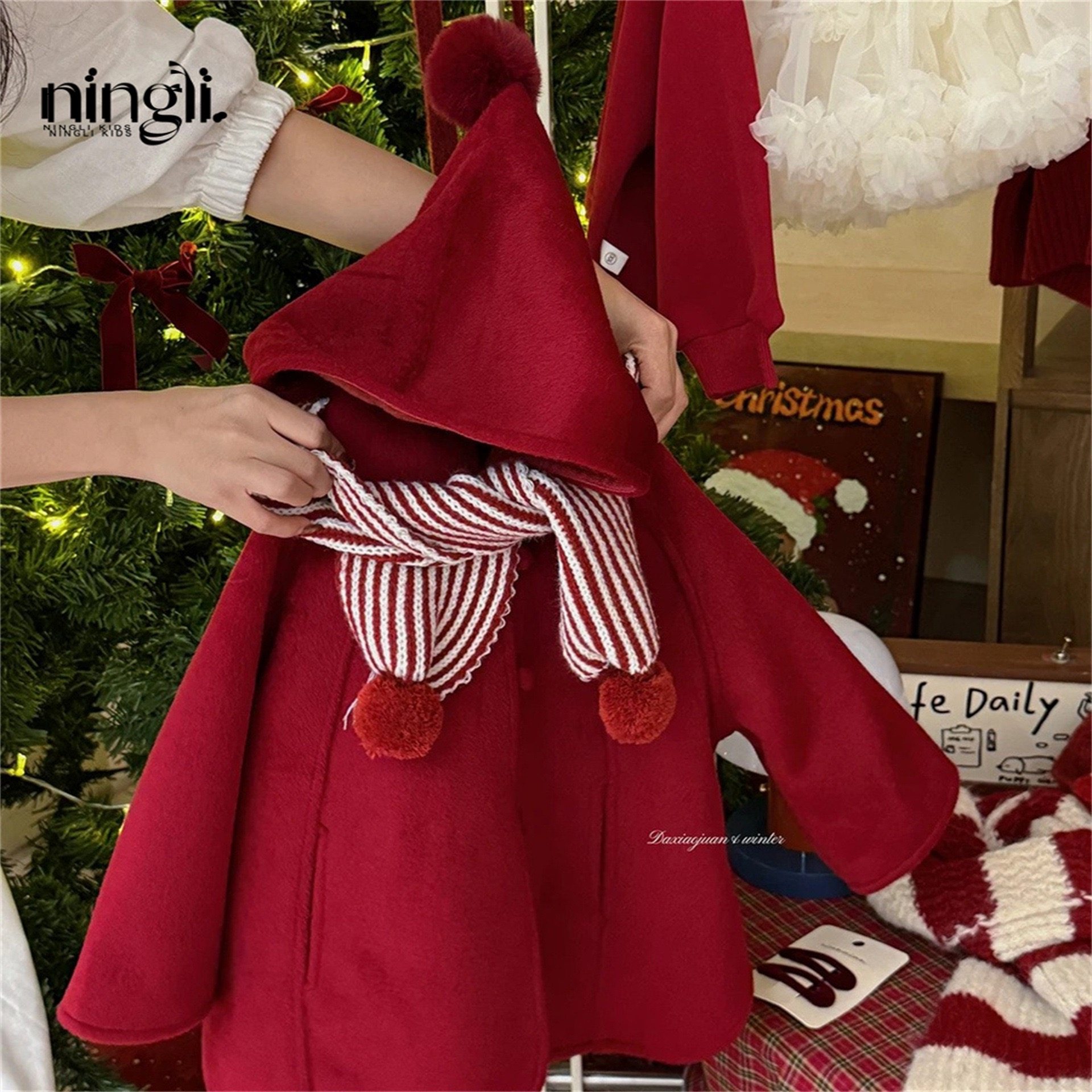 女童外套冬季中长款红色呢子大衣2025新款宝宝加厚呢子儿童冬季韩