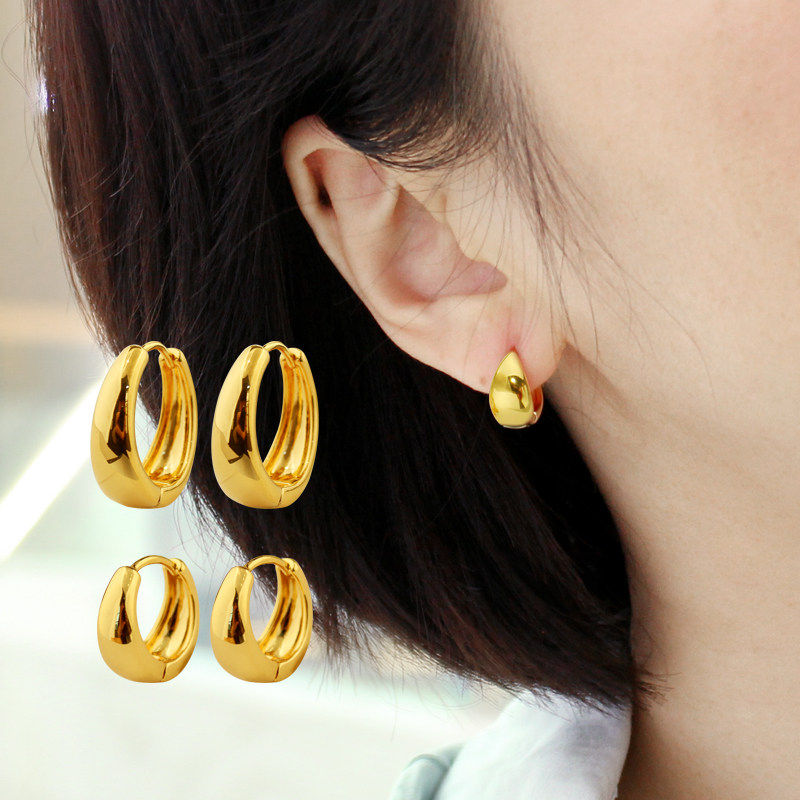 水滴素圈耳环2026新款爆款 镀黄金色气质耳扣复古简约耳圈耳饰女
