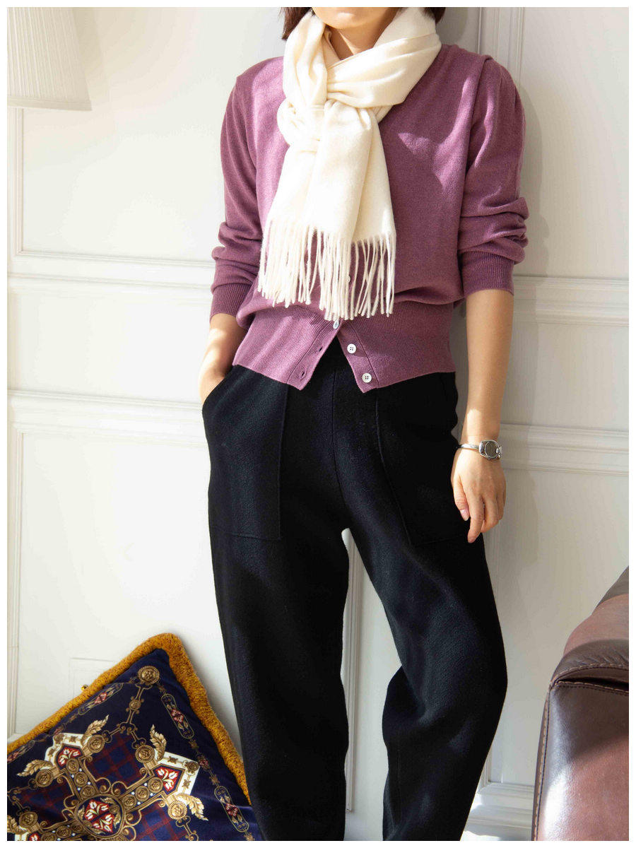 街拍打call 保暖颜值高 浪漫纯净白 超柔软亲肤纯羊绒围巾 长巾