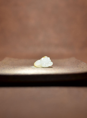 红皮白玉独籽料金蟾吊坠戒面提溜