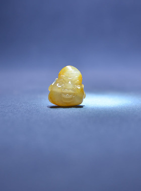 洒金白玉独籽料罗汉手机挂坠背云