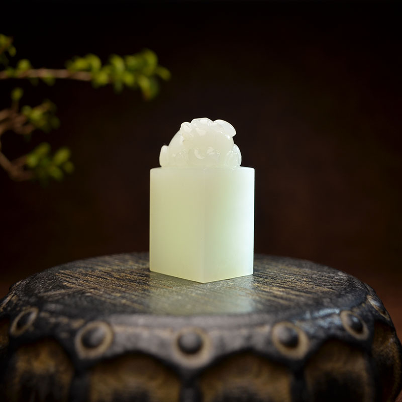 特惠白玉黑山料貔貅印章文房雅玩