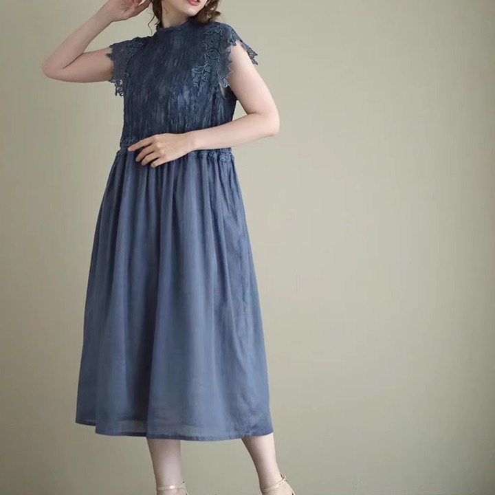 日本REI全棉蕾丝刺绣轻薄连衣裙