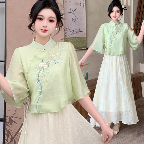 古装刺绣改良旗袍两件套