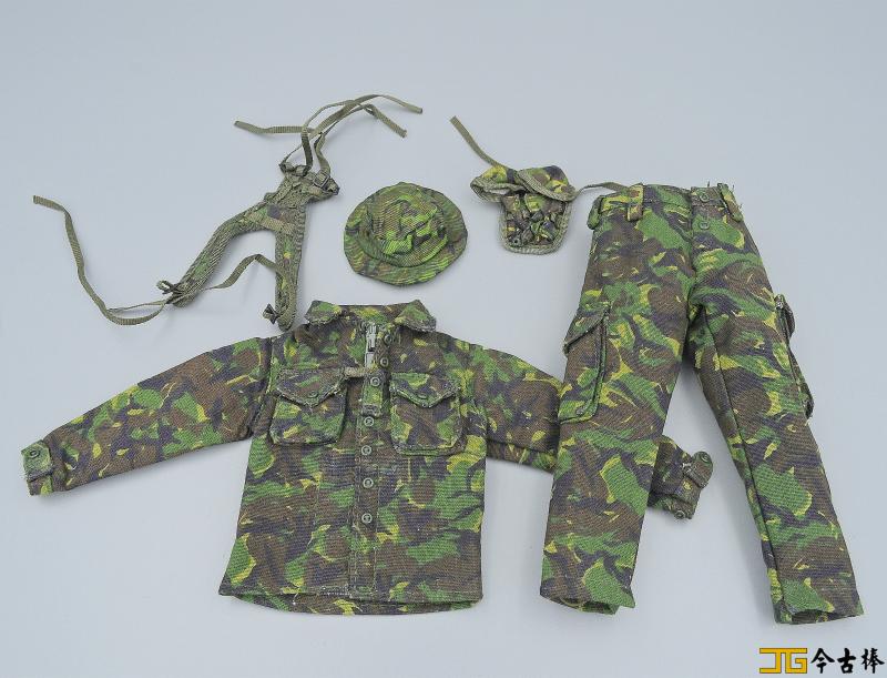 威龙1/6兵人模型现代美军英军特种部队米彩衣服奔尼帽弹夹包套装