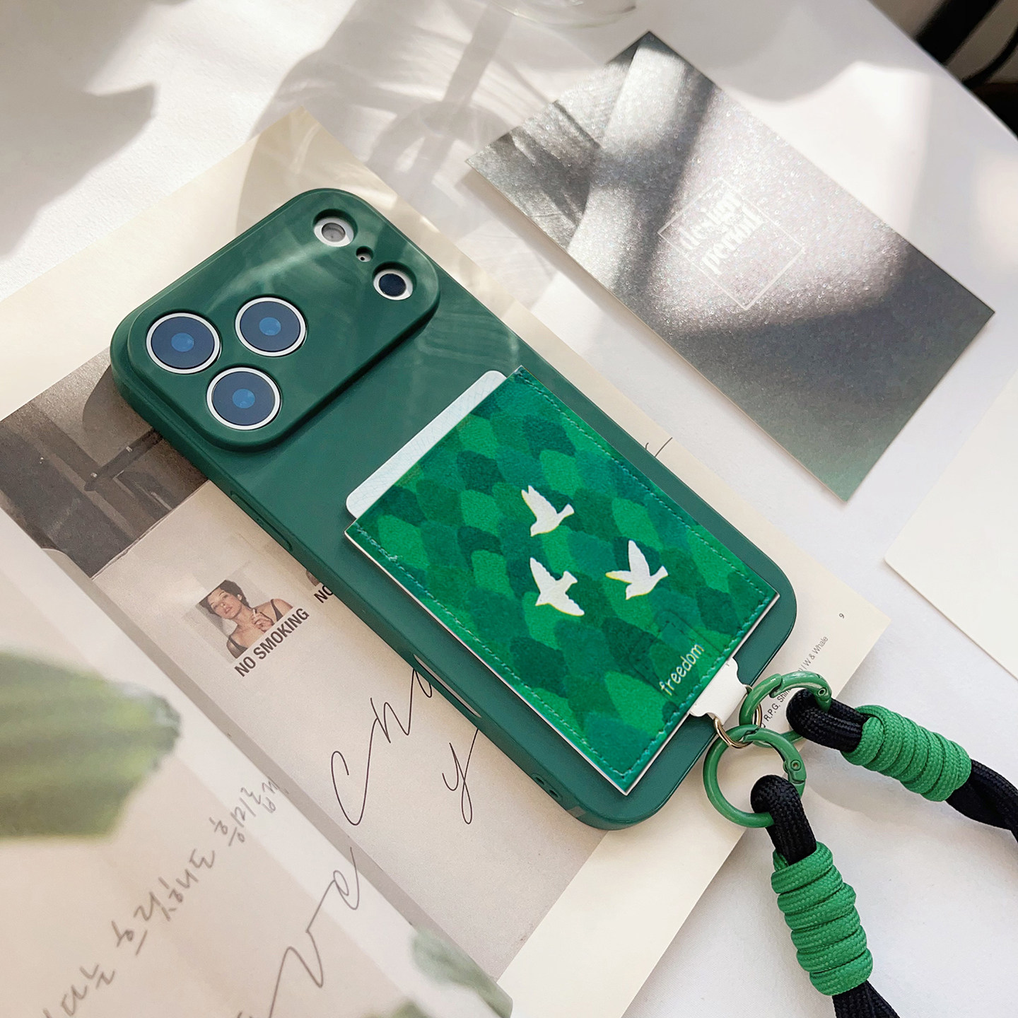 森林飞鸟挂绳手机壳带卡包苹果17promax装卡身份证16promax旅游便携插卡16/15/14/13/12独立皮质卡套15promax